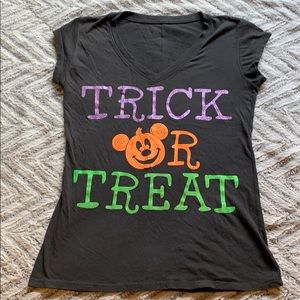 Disney Halloween vneck